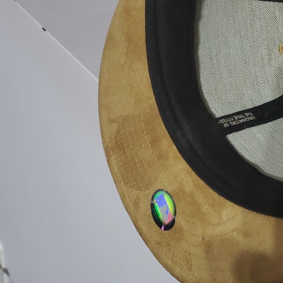 Red Sox hat - Picture 5 of 8